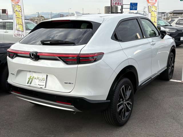 ホンダ ヴェゼル １．５ Ｅ：ＨＥＶ Ｚ R7年 (四国) 99