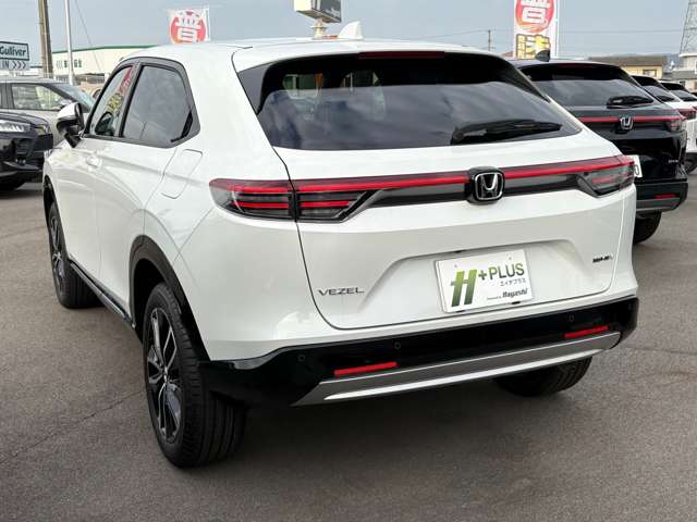 ホンダ ヴェゼル １．５ Ｅ：ＨＥＶ Ｚ R7年 (四国) 99