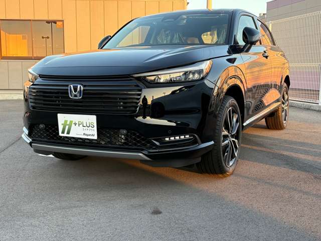 ホンダ ヴェゼル １．５ Ｅ：ＨＥＶ Ｚ R7年 (四国) 99