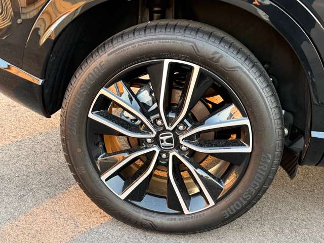 ホンダ ヴェゼル １．５ Ｅ：ＨＥＶ Ｚ R7年 (四国) 99