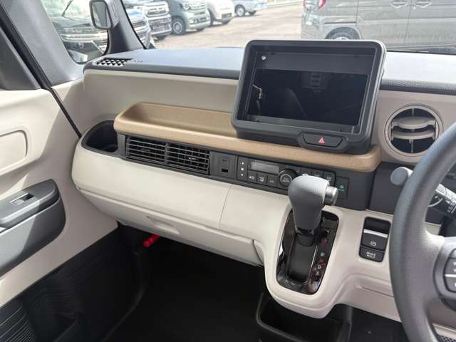 ホンダ Ｎ　ＢＯＸ ６６０ R8年 (四国) 99
