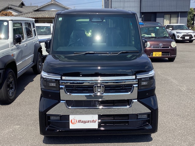 ホンダ Ｎ　ＢＯＸ カスタム ６６０ R8年 (四国) 99