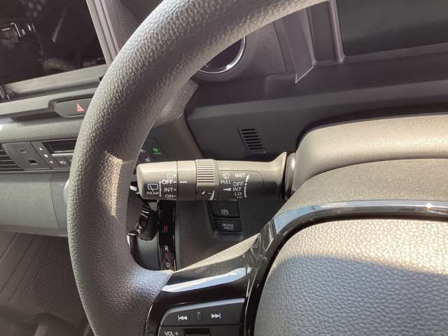 ホンダ Ｎ　ＢＯＸ カスタム ６６０ R8年 (四国) 99