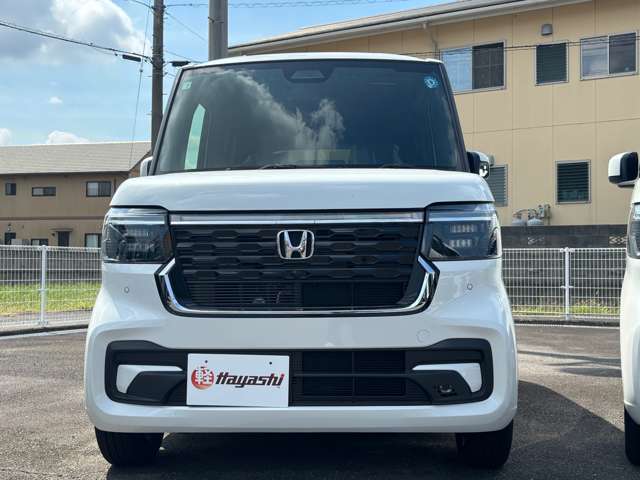 ホンダ Ｎ　ＢＯＸ カスタム ６６０ R8年 (四国) 99
