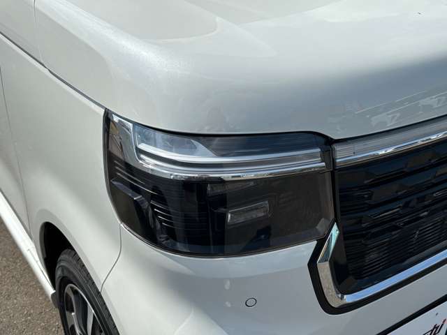 ホンダ Ｎ　ＢＯＸ カスタム ６６０ R8年 (四国) 99