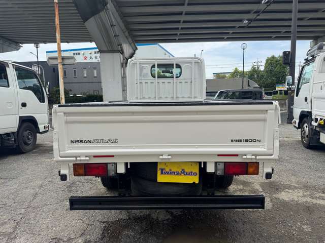 日産 アトラス ＭＴ５ H25年 (近畿) 99