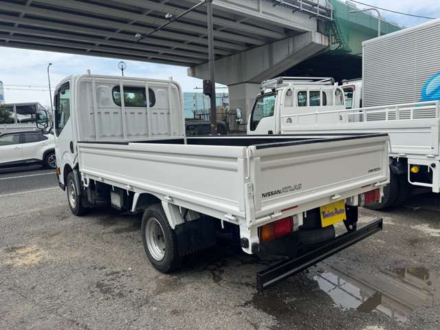 日産 アトラス ＭＴ５ H25年 (近畿) 99