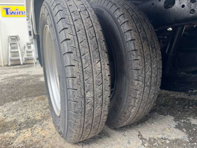 日産 アトラス ＭＴ５ H25年 (近畿) 99