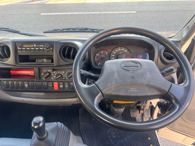 日野自動車 デュトロ ＭＴ５ H24年 (近畿) 99