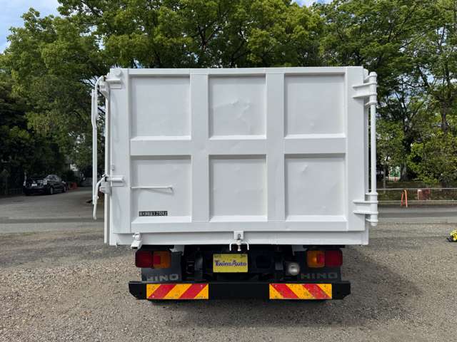 日野自動車 レンジャー ＡＴ H29年 (近畿) 99