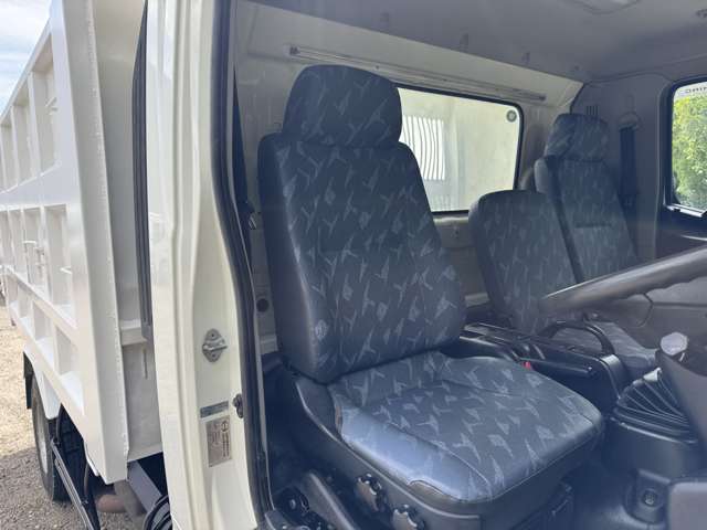 日野自動車 レンジャー ＡＴ H29年 (近畿) 99