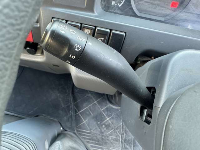 マツダ タイタン ＭＴ５ H23年 (近畿) 99