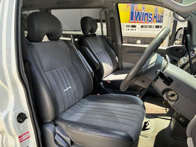 三菱 デリカスペースギア ３．０ シャモニー ハイルーフ ４ＷＤ H16年 (近畿) 99