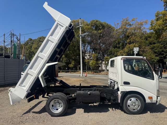 日野自動車 デュトロ ＭＴ５ H27年 (近畿) 99