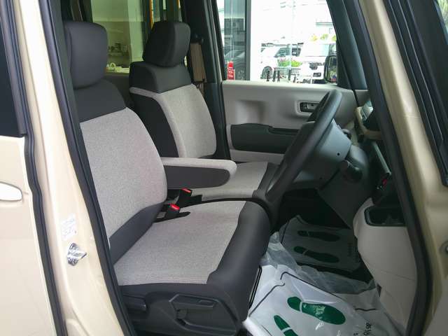 ホンダ Ｎ　ＢＯＸ ６６０ ファッションスタイル ２トーン R8年 (関東) 99