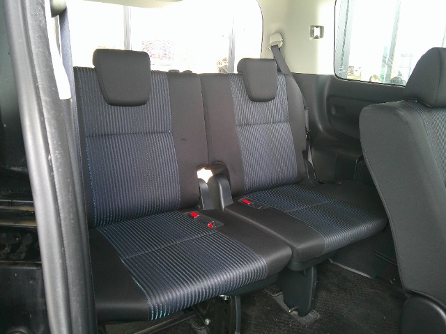 トヨタ ヴォクシー ２．０ ＺＳ H28年 (関東) 99