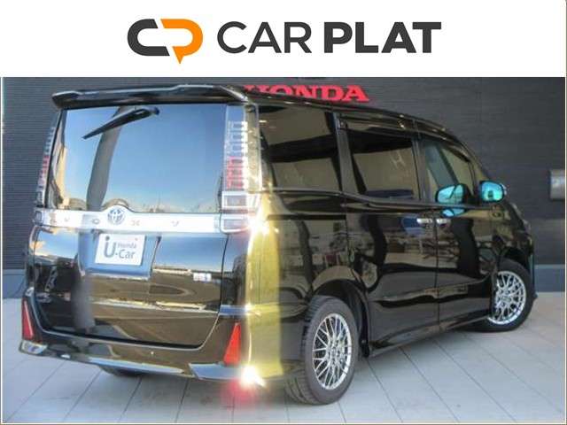 トヨタ ヴォクシー １．８ ハイブリッド ＺＳ 煌ＩＩＩ R3年 (関東) 99