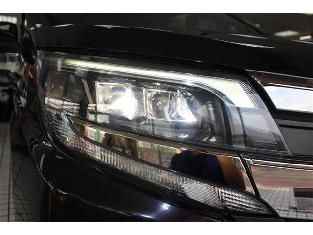 トヨタ ノア ２．０ ＳＩ R1年 (関東) 99