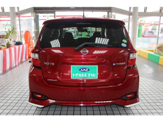 日産 ノート １．２ Ｅ－ＰＯＷＥＲ メダリスト H29年 (関東) 99
