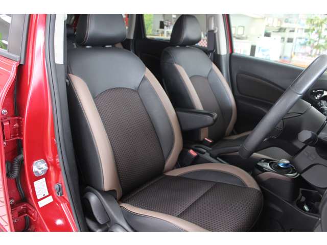 日産 ノート １．２ Ｅ－ＰＯＷＥＲ メダリスト H29年 (関東) 99