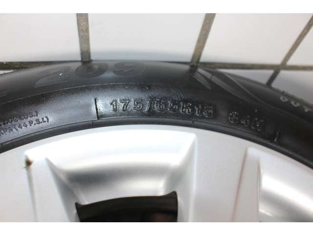 トヨタ アクア １．５ Ｓ H28年 (関東) 99