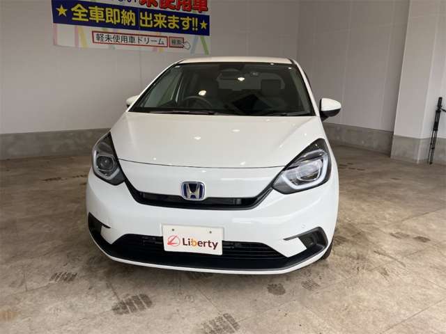 ホンダ フィット　ハイブリッド １．５ Ｅ：ＨＥＶ ベーシック R4年 (近畿) 99