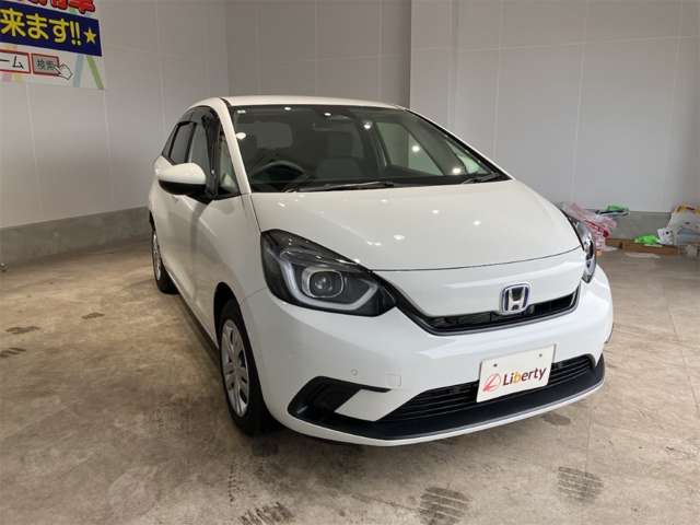 ホンダ フィット　ハイブリッド １．５ Ｅ：ＨＥＶ ベーシック R4年 (近畿) 99