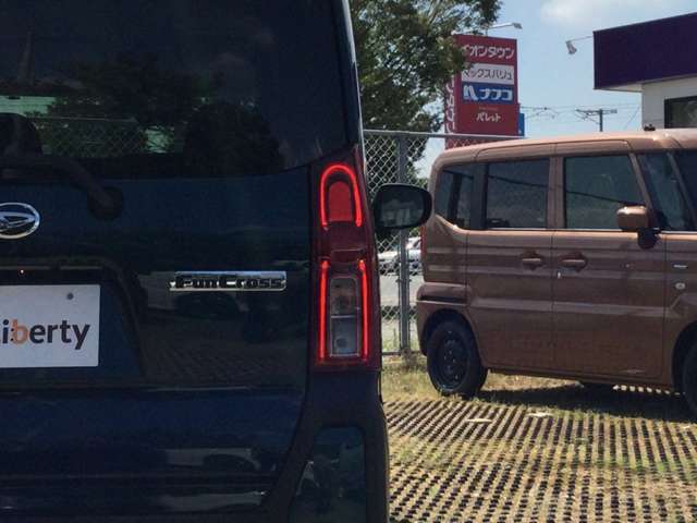 ダイハツ タント ６６０ ファンクロス ＥＣＯＩＤＬＥ非装着車 R7年 (近畿) 99
