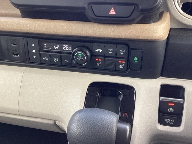 ホンダ Ｎ　ＢＯＸ ６６０ ファッションスタイル R7年 (近畿) 99