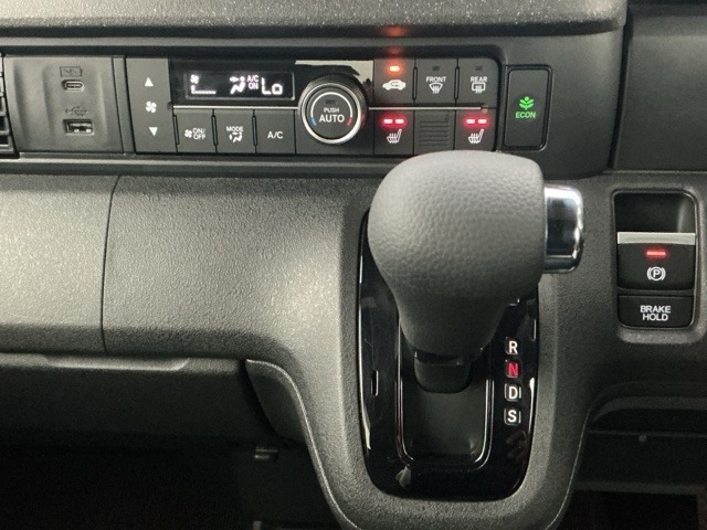 ホンダ Ｎ　ＢＯＸ ６６０ R6年 (近畿) 99