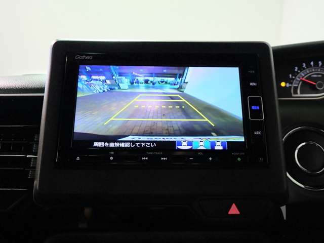 ホンダ Ｎ　ＢＯＸ カスタム ６６０ Ｌ R4年 (近畿) 99