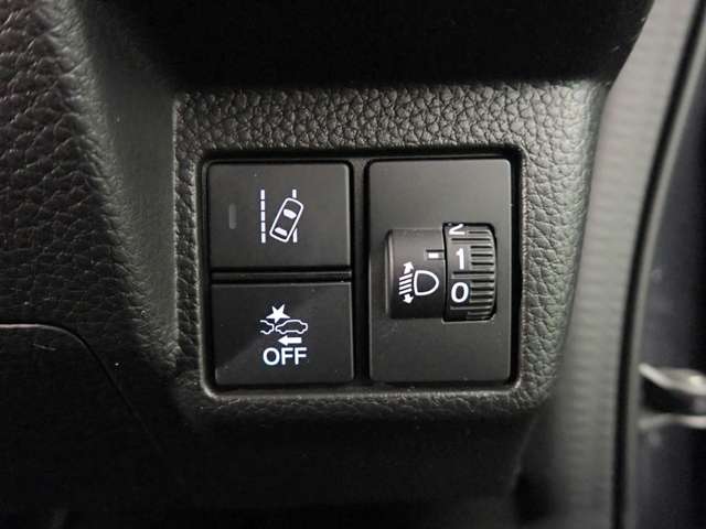 ホンダ Ｎ　ＢＯＸ カスタム ６６０ Ｌ R4年 (近畿) 99