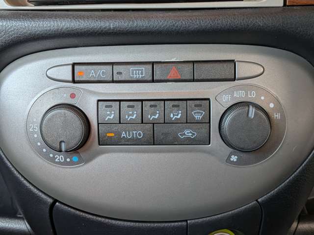 ダイハツ ミラジーノ ６６０ プレミアムＸ ４ＷＤ H18年 () 99