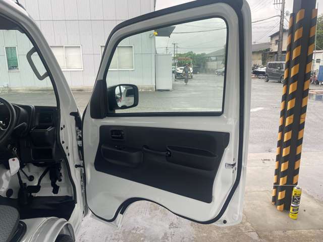 日産 クリッパートラック ６６０ ＤＸ R8年 () 99