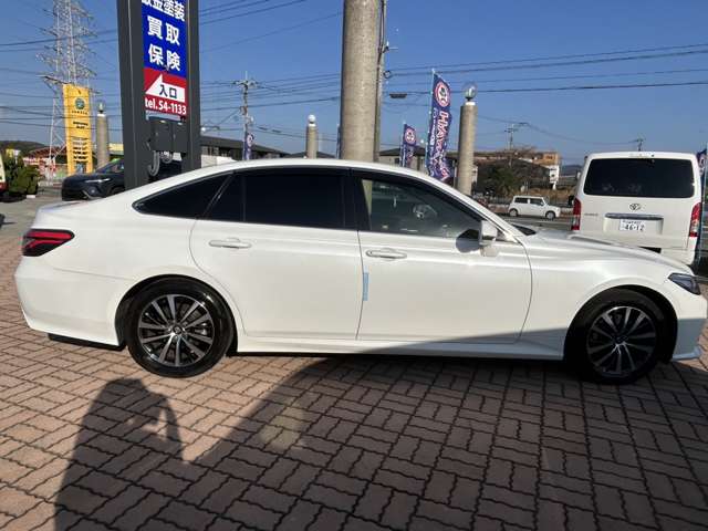 トヨタ クラウン　ハイブリッド ハイブリッド ２．５ Ｓ R2年 () 99