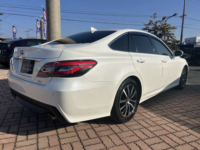 トヨタ クラウン　ハイブリッド ハイブリッド ２．５ Ｓ R2年 () 99