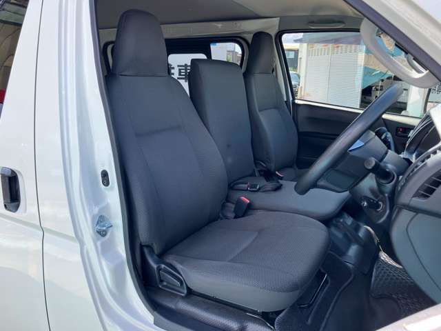 トヨタ ハイエースバン ２．８ ＤＸ ロング ディーゼルターボ ４ＷＤ R3年 (甲信越・北陸) 99