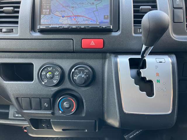 トヨタ ハイエースバン ２．８ ＤＸ ロング ディーゼルターボ ４ＷＤ R3年 (甲信越・北陸) 99