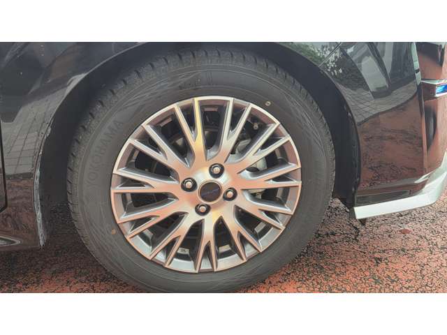 日産 ノート １．２ ＡＵＴＥＣＨ R4年 () 99