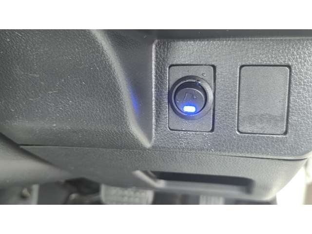 ダイハツ ハイゼットトラック ６６０ 垂直式テールリフト ３方開 ４ＷＤ R2年 () 99