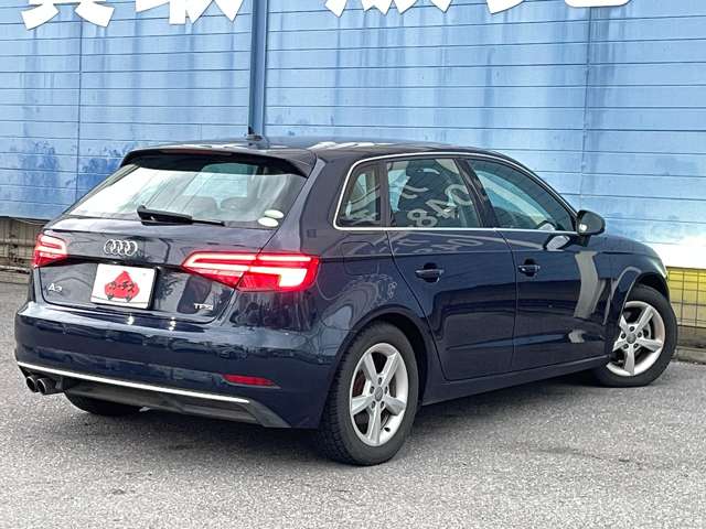 アウディ Ａ３　スポーツバック １．４　ＴＦＳＩ　スポーツ H29年 () 99
