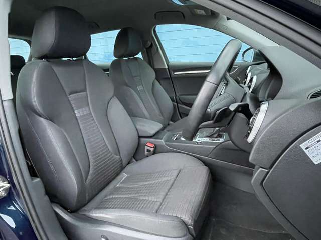 アウディ Ａ３　スポーツバック １．４　ＴＦＳＩ　スポーツ H29年 () 99