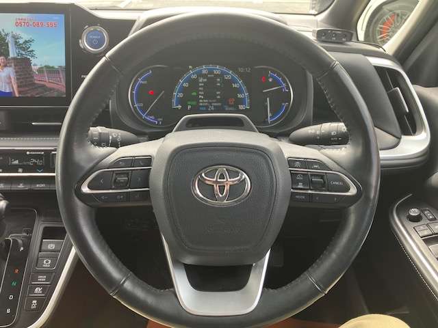 トヨタ ノア １．８ ハイブリッド Ｚ R4年 (近畿) 99