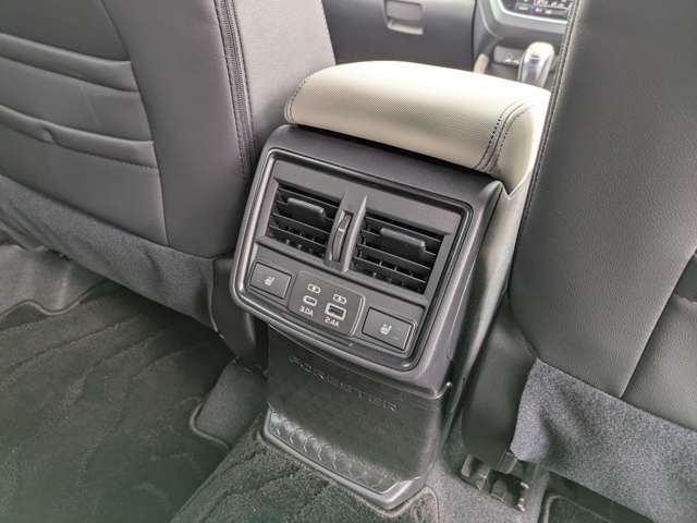 スバル フォレスター　ハイブリッド ２．５ プレミアム Ｓ：ＨＥＶ ＥＸ ４ＷＤ R8年 () 99