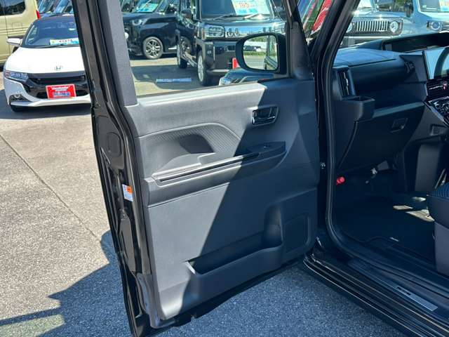 ダイハツ タント ６６０ カスタム ＲＳ R4年 () 99