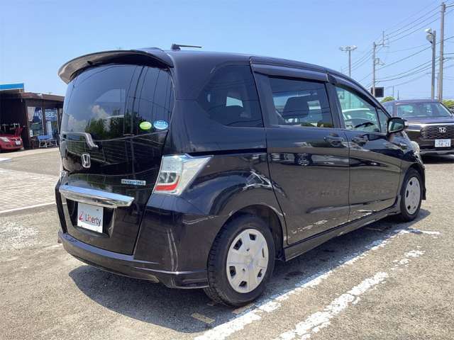 ホンダ フリード　ハイブリッド １．５ ジャストセレクション H24年 (四国) 99