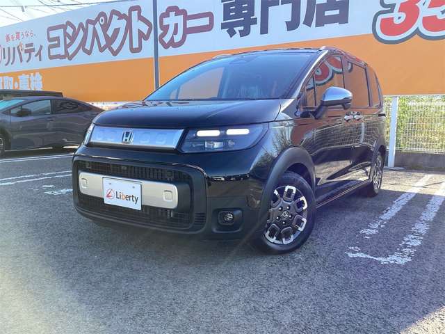ホンダ フリード　ハイブリッド １．５ Ｅ：ＨＥＶ クロスター R7年 (四国) 99