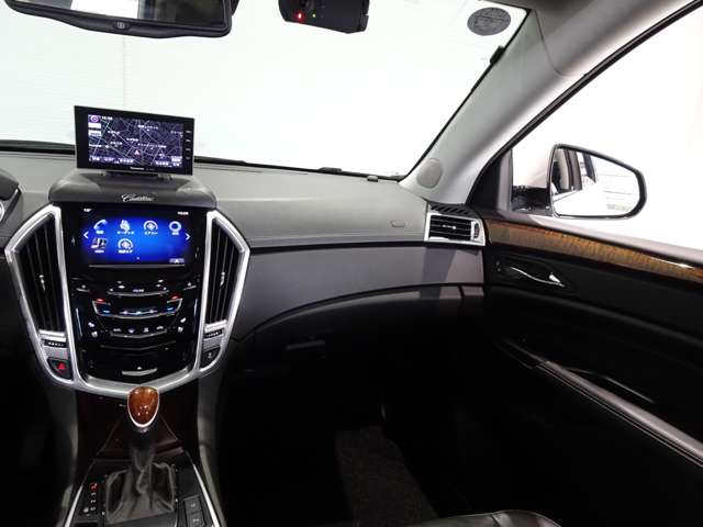 キャデラック ＳＲＸ　クロスオーバー プレミアム ４ＷＤ H25年 () 99