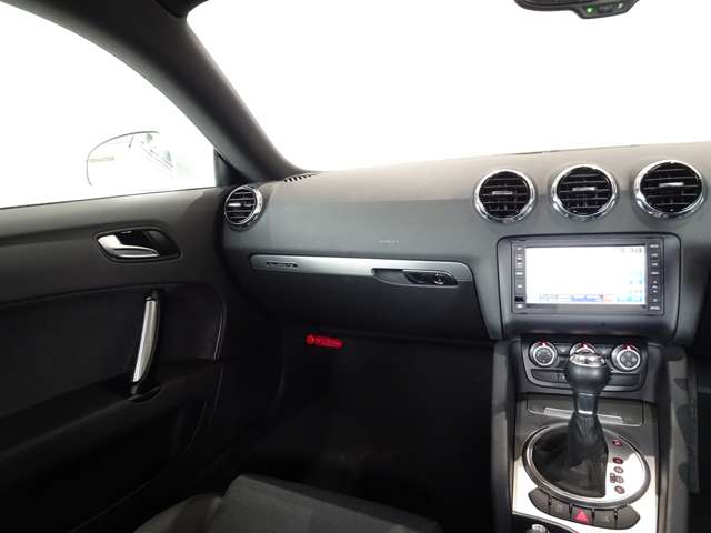 アウディ ＴＴ クーペ ２．０ ＴＦＳＩ クワトロ ４ＷＤ H24年 (関東) 99