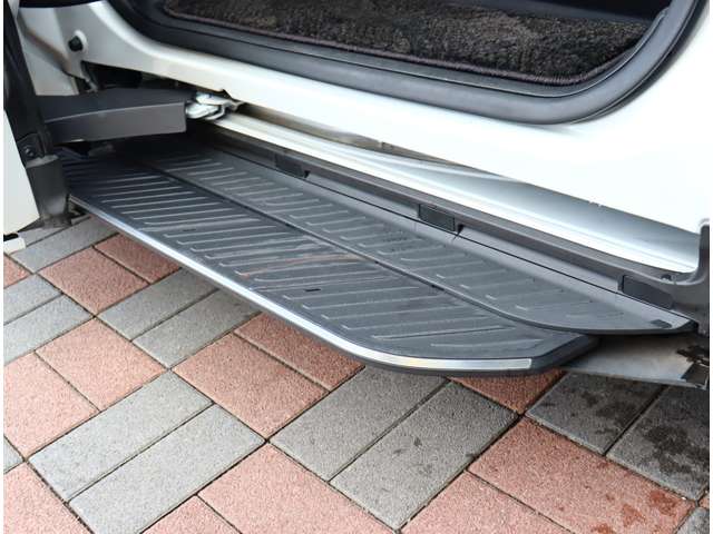 トヨタ アルファード　ハイブリッド ハイブリッド ２．５ Ｚ R5年 () 99